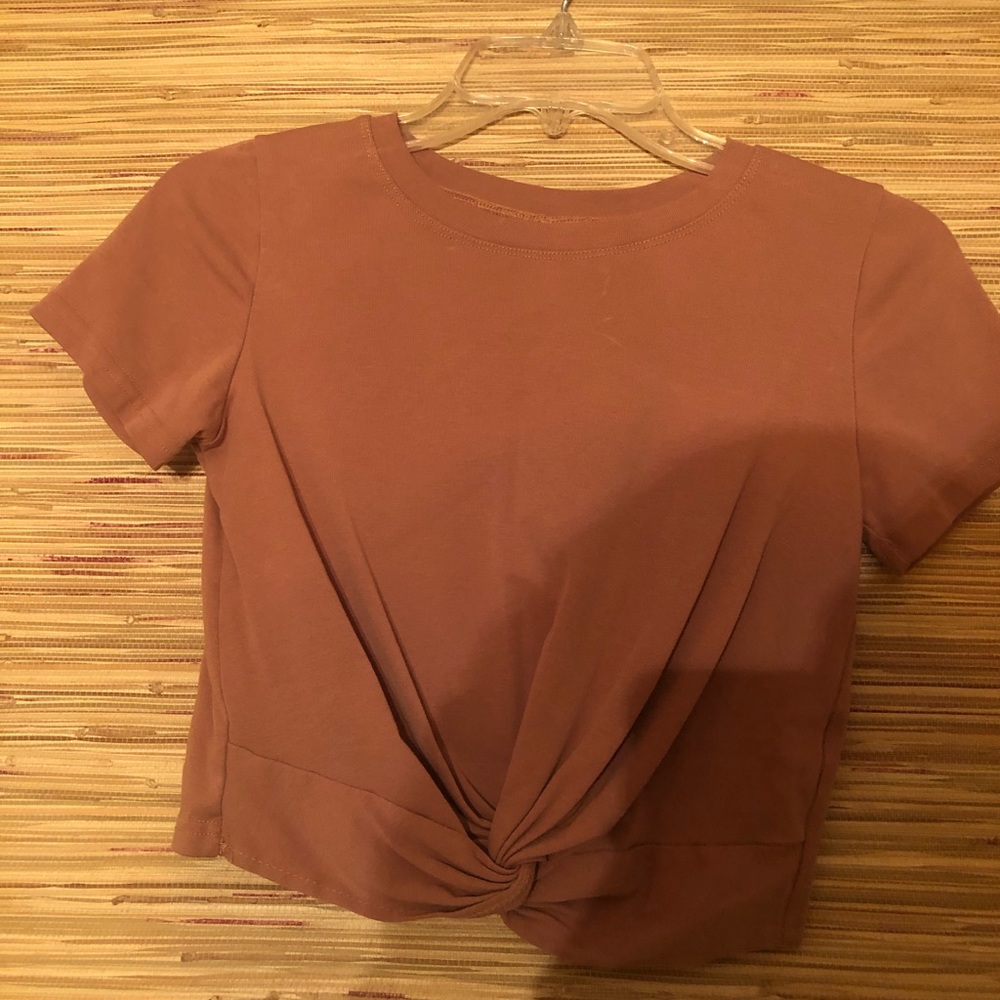 Peach Tied short sleeve crop top